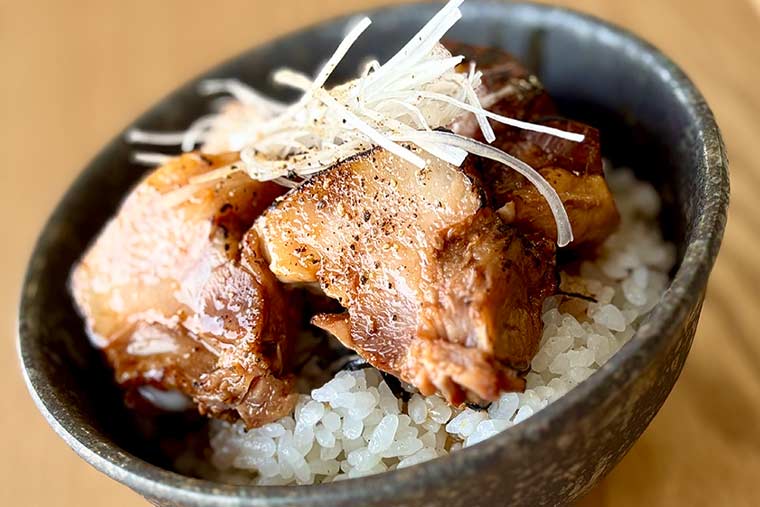 炙りチャーシュー丼