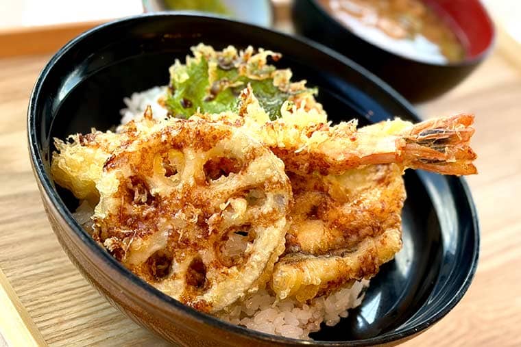 地元野菜と海老 穴子の贅沢天丼